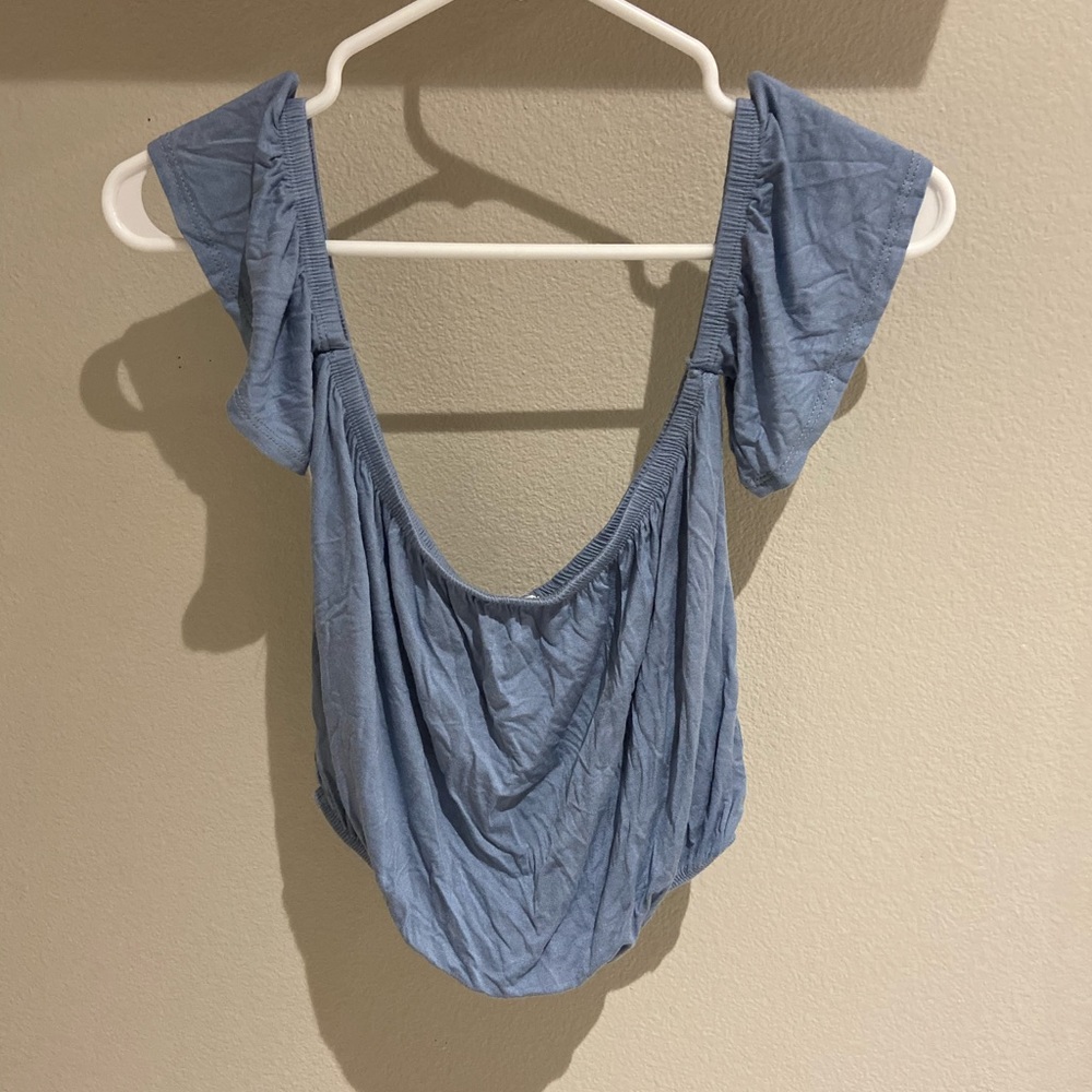 Ivy & Main Off the Shoulder Cropped Top